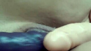 I rub my big pussy with two dildos 😍