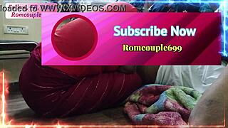 Girlfriend subtly sucking on the lund