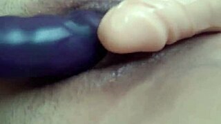 I rub my big pussy with two dildos 😍