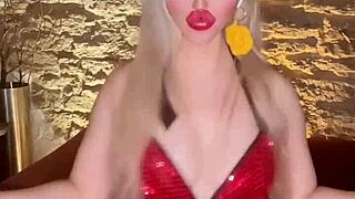 Singer Findom Goaldigger's Controlled Song