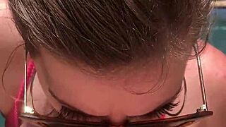 KatarinaKitty deep throats that cock 😏