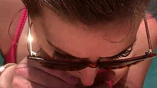 KatarinaKitty deep throats that cock 😏