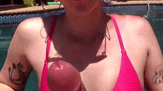 KatarinaKitty deep throats that cock 😏