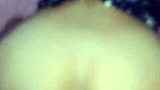 Vecina madura es fallada por joven dotado en falta de orgasmo intenso