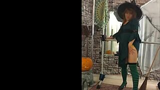 hotwife steffi witch sucks cock