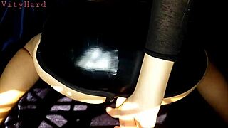 I watch Vity Hard masturbatin till she gozes specially for the Testosterona blog