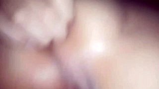 Me dejan encargada a mi inocente hermanastra y me la termino follando pov - me dejan encargada con el pervertido de mi hermanastro y él se mete a mi cuarto casero real - miralo antes que lo borren