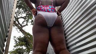 Amateur Camera Captures Scenes In Brazilian Beach Cabin