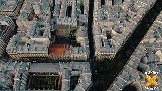 does luna love her threesome fun?