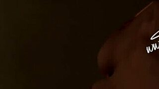 Meet Model In Hotel Hallway For Ass Worship