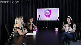 Os atendimentos que faz com as duas namoradas não ia curtir fazer gang bang com desconhecidos e quando foi pro motel - lexi mallet sheer red