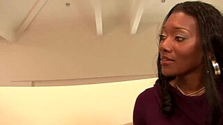 Nyomi Casually Checks Her Assistant's Cock with a Blowjob