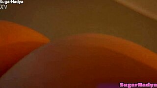 Hannamontana sucks that big cock like it's candy