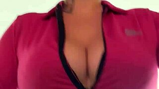 Gym Training With Sweaty Pussy Dripping On Tits