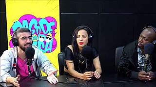 Morena s priateľom špinavo kecá