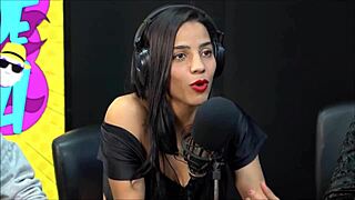 Morena with boyfriend talking dirty