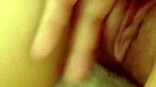 Hey, I finger my skinny wife until she squirts multiple times