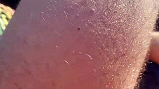 Amatoriale Pubblico - Sega In Pubblico E Un Cazzo Carico Di Piscio Esibizione In Pubblico