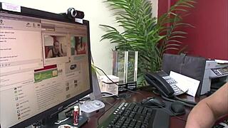 a big hard cock slides into vanessa's naughty hot pussy 😏