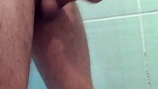 I jerk off while taking a bath