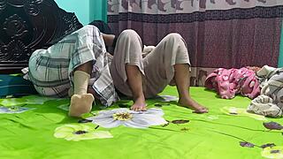 bangla newly married wife enjoys first night sex with creampie