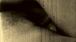 I luv this vintag erotc art collecton