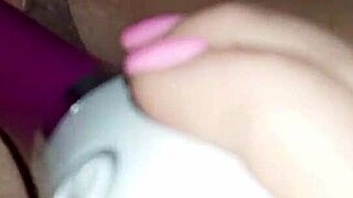 fingering leads to orgasm, so hot! 😍