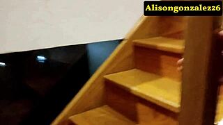 Invite A Un Amigo A Casa Para Que Me Haga Una Sesion De Fotos Y Me Ofrece Dinero A Cambio De Sexo