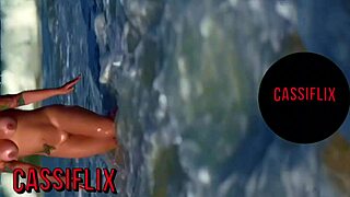 Vem ver esse pauzudo safado fodendo nosso cu e gozando muito - completo no cassiflix