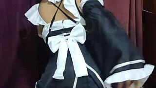 otaku con cosplay of rem lets herself get fucked without condom part1
