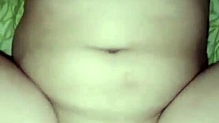 Bokep Indonesia Beruntung Dapat Menikmati Tubuh Istri Orang Mulus Sekali