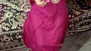 Bhabhi seduces devar in dorm