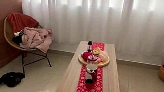 Fucking client in the apartment intensely