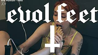 i need you to worship my feet and pussy, licking and sucking them