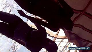 katrin and lucy big tits underwater