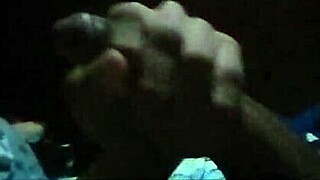 novinho pauzudo gozando na punheta gostoso, first time homemade pov solo with monster cock.