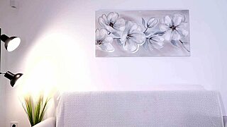 hot dancing live, teasing with every move