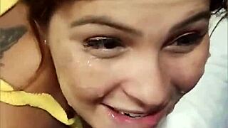 on cruise ship he gave teasing facial cumshot