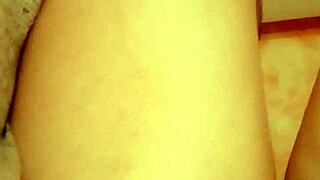 Si Apre La Fica Allalba