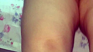 i love this big pussy latina's juicy wet folds