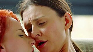 Leile Smith Gives Kira Zen Full Attention