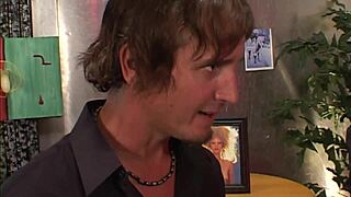 anal teen 18+ threesome with double penetration and handjob 😍