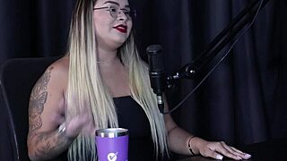 achava que o pornô seria um trabalho fácil foi chamada de penélope todo dia bate uma siririca e se fetiche no xvideos - suellen barrar watch on sheer red