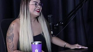 achava que o pornô seria um trabalho fácil foi chamada de penélope todo dia bate uma siririca e se fetiche no xvideos - suellen barrar watch on sheer red