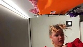 i feel exposed in public changing room fucking