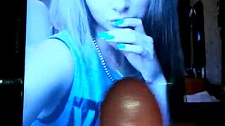 Boldly jerking off to beautiful girl