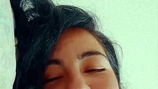 Morena Gostosa Batendo Siririca