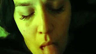 i hot amateur giv blowjob n get throatfucked