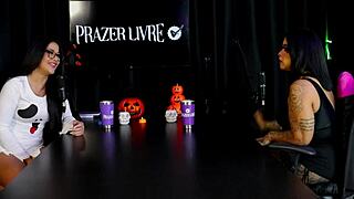 he wanted wife after work but cums quick hates anal 😏