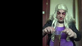 Bisexual crossdresser, let's taste each other's pee on film